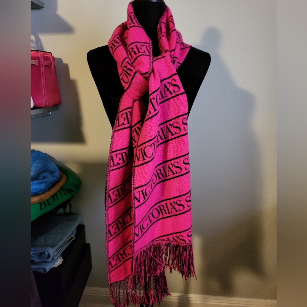 Victoria's Secret Scarf
